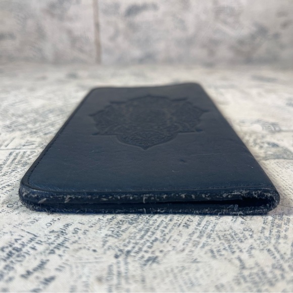 Oberon Design Leather Checkbook Cover - Picture 5 of 10